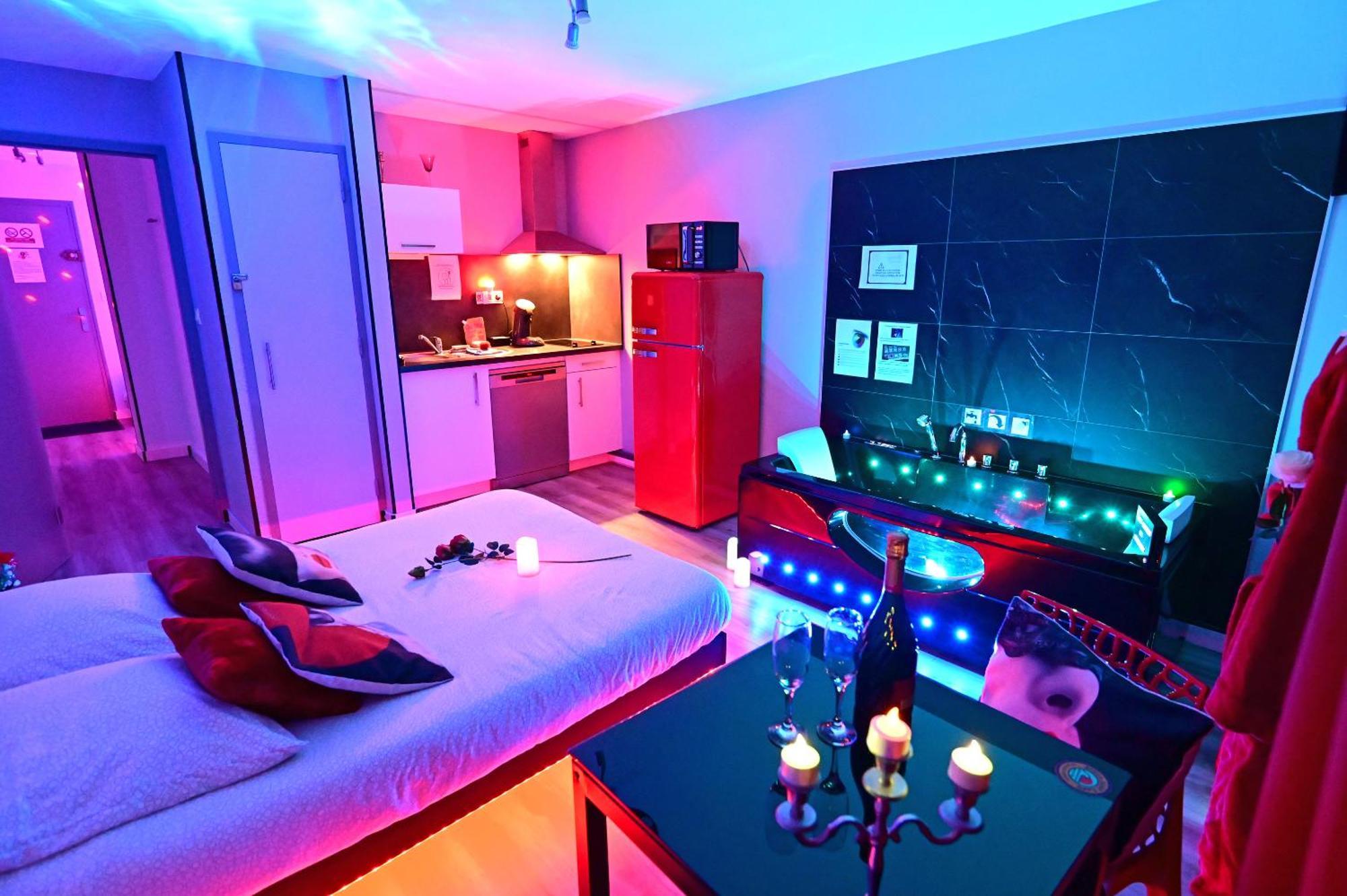 Grand Studio BISCARROSSE PLAGE Une nuit A 2 avec Sauna Luxe, Balnéo, Océan rien que pour vous Exterior foto
